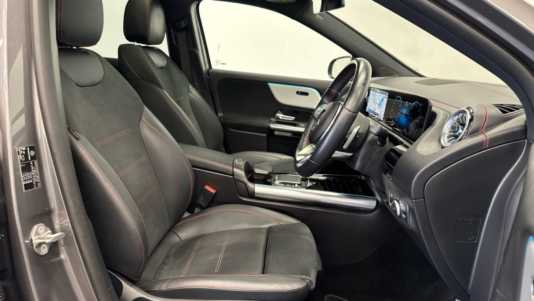 Mercedes-Benz Eqa 300 4M 168kW AMG Line Premium 66.5kWh 5dr Auto Electric Hatchback